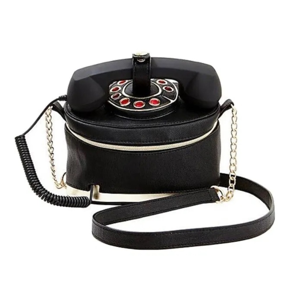Betsey Johnson Phone Bag 🖤